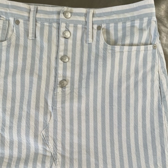 Madewell Stretch A-Line Mini Skirt in Pompano Stripe: Button-Front Edition - Picture 5 of 11
